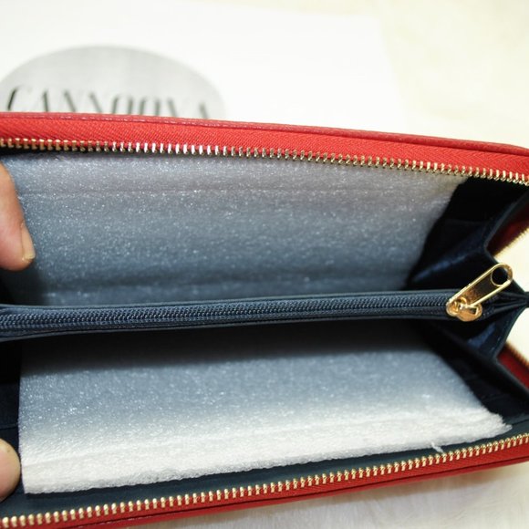 TOMMY HILFIGER Signature Stripe Zip-Around Purse ( - Picture 4 of 14